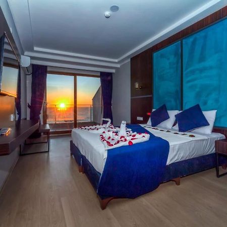 Lord Marina Hotel & Bungalows 阿拉尼亚 外观 照片