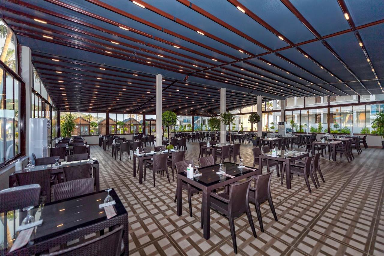 Lord Marina Hotel & Bungalows 阿拉尼亚 外观 照片