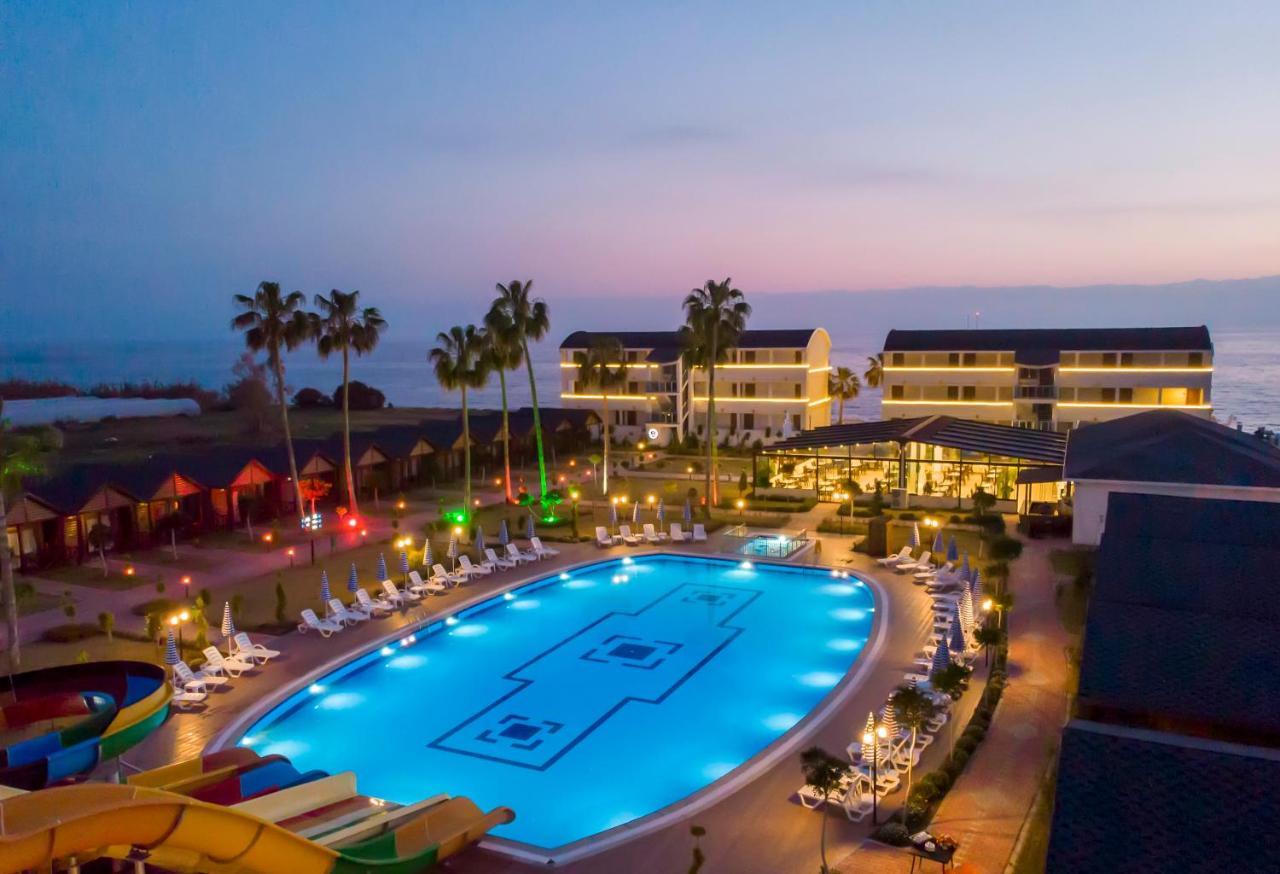 Lord Marina Hotel & Bungalows 阿拉尼亚 外观 照片