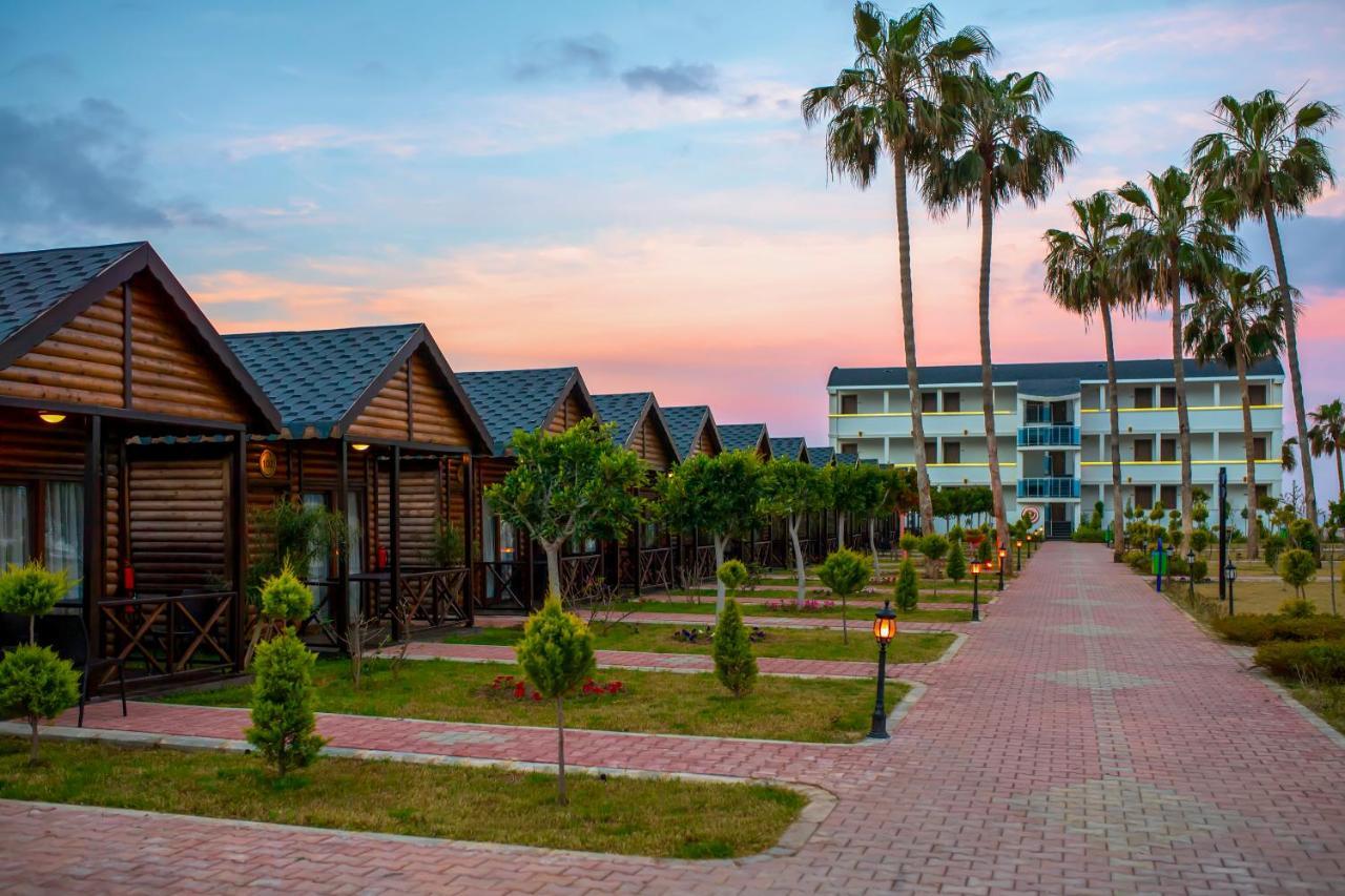 Lord Marina Hotel & Bungalows 阿拉尼亚 外观 照片