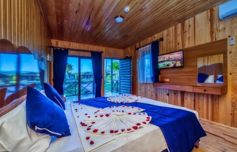 Lord Marina Hotel & Bungalows 阿拉尼亚 外观 照片